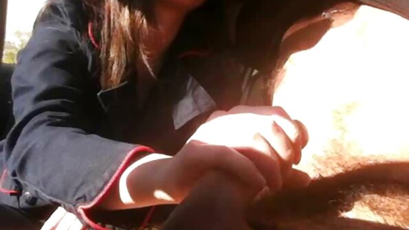 Брюнетка колежанка с хубаво дупе получава путка порно аматьори си путка